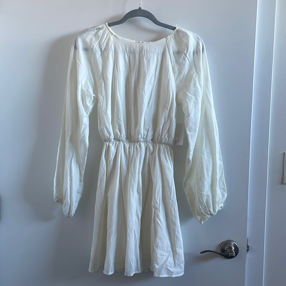 H&M Divided white long sleeve mini dress- size XS- NWT, never worn